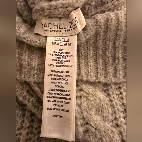 ❄️Rachel Zoe XS Sweater and Matching Hat Grey - Picture 3 of 5